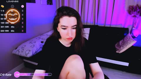 Snapshot of lily_xbaby chatting on 01.19.25 LILY online show from 01.19.25