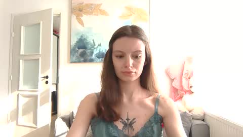Snapshot of lilycandy_ chatting on 04.21.26 lilycandy_ online show from 04.21.26