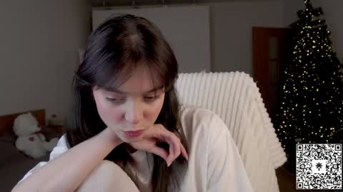 Lily   online show from 12.19.24