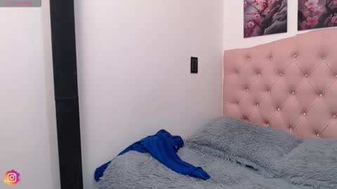 lilyfox23 online show from 01.12.26