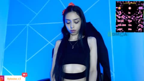 Snapshot of lilylouisee_ chatting on 05.24.26 Liliana louise online show from 05.24.26