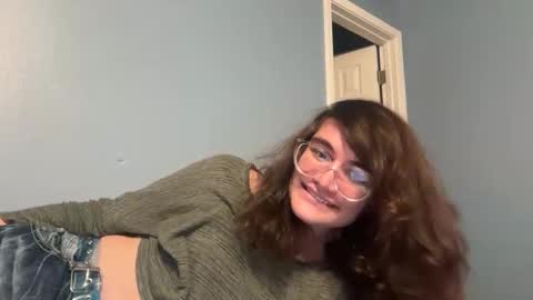 lilylustwell online show from 04.11.26