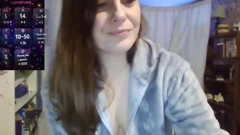 lilypad1981 online show from 12.11.24