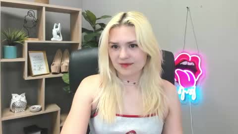 Lily online show from 06.01.26