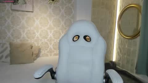 lilythea_ online show from 02.08.26