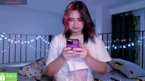 Snapshot of lina2d_tyan chatting on 07.15.26 Lina2D tyan online show from 07.15.26