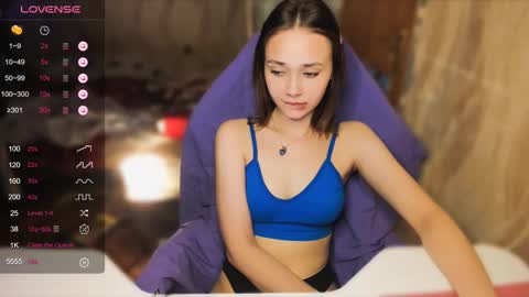 Scarlet online show from 10.18.25