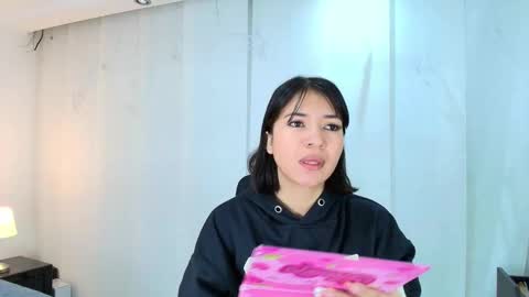  Lina Bedoya  online show from 10.10.25