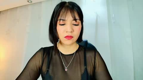  Lina Bedoya  online show from 05.15.26