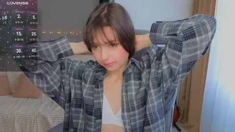 Snapshot of lina_brownie chatting on 05.06.26 Lina online show from 05.06.26
