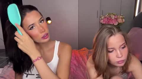 Kriss and Lina online show from 02.06.26