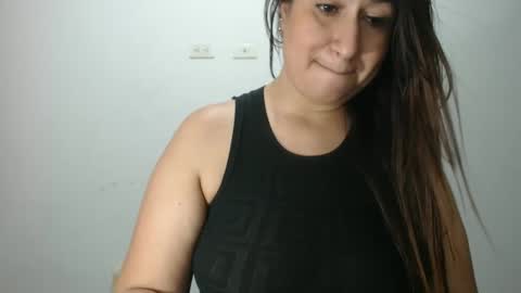 iiisabella online show from 02.10.25