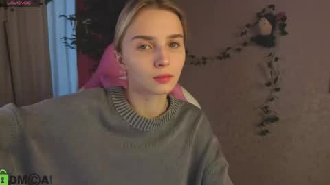 Snapshot of lina_reeds chatting on 04.21.26 LINA online show from 04.21.26