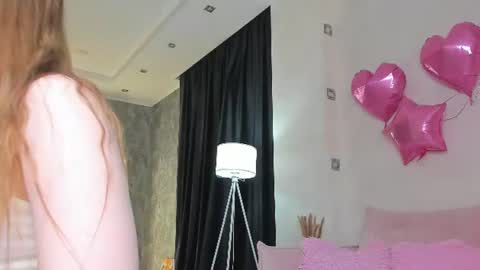 Snapshot of lina_smilee chatting on 06.13.26 Lina online show from 06.13.26