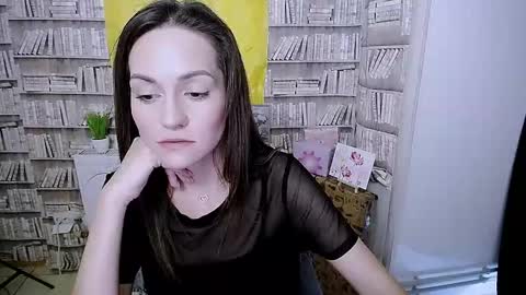 Lina online show from 09.20.25