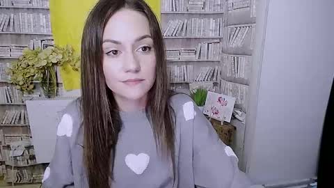 Lina online show from 10.06.25