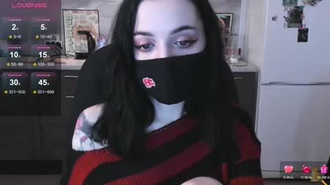 Lina 3  1715622743 online show from 12.03.25