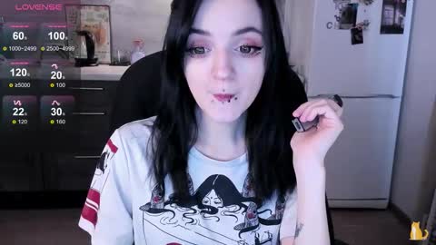 Lina 3  1715622743 online show from 03.05.26