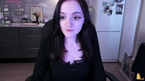 Lina 3  1715622743 online show from 04.15.26