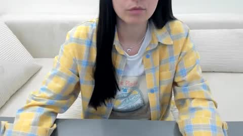 Snapshot of linabay2 chatting on 05.16.26 linabay2 online show from 05.16.26