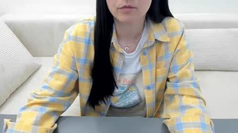 Snapshot of linabay2 chatting on 05.16.26 linabay2 online show from 05.16.26