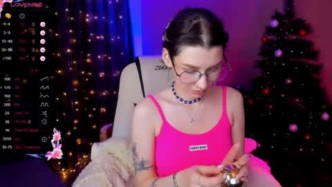 Lina online show from 12.15.25