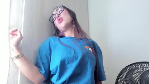 Lina Camsa online show from 09.12.25