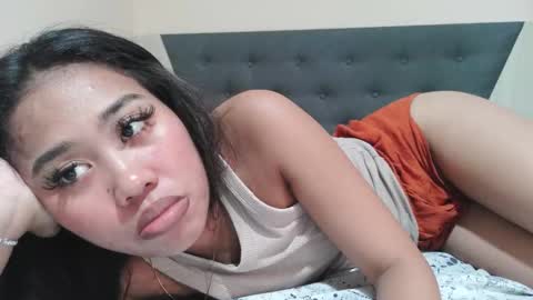 LinaDebie online show from 11.25.25