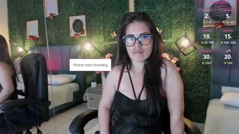 Lina  online show from 09.27.25