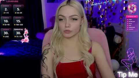 I am Lina online show from 04.15.26