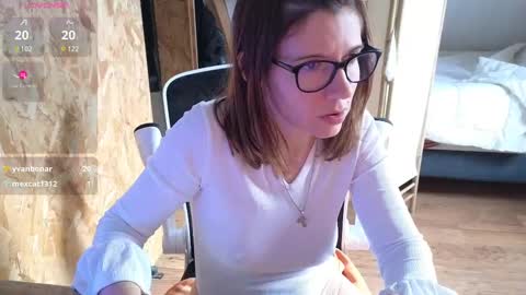 Snapshot of linalou4thanks chatting on 02.14.25 Lina online show from 02.14.25