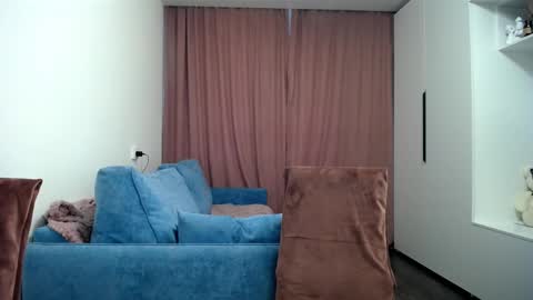 Lina Sparks online show from 02.25.25