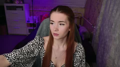 Snapshot of linavira chatting on 04.10.26 Luna online show from 04.10.26