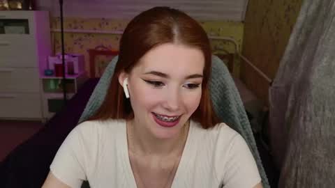 Snapshot of linavira chatting on 05.12.26 Luna online show from 05.12.26