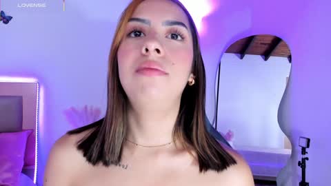 Lincy Rios  online show from 01.25.25