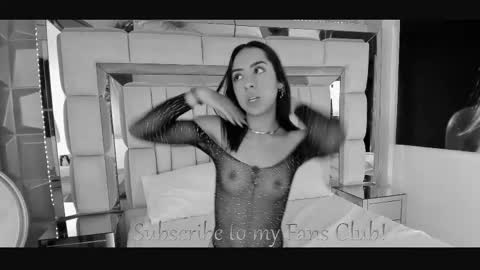 Lincy Rios  online show from 02.21.25