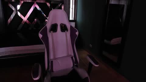  Linda  online show from 03.04.25