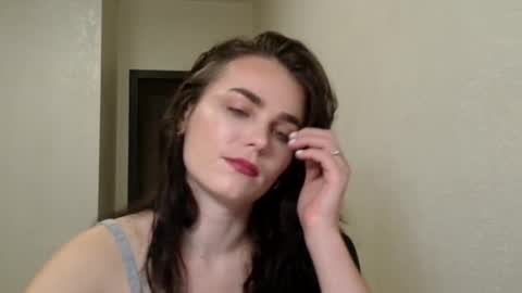 Snapshot of linda_aa chatting on 09.23.25 Linda online show from 09.23.25