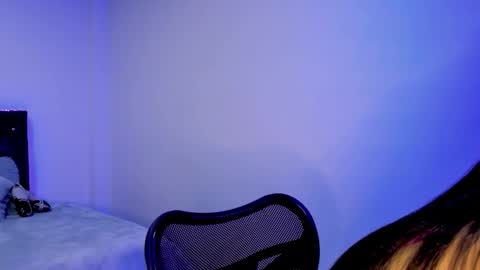 Alana online show from 09.27.25