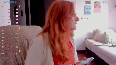 Snapshot of linda_giggle chatting on 12.19.24 Giggles online show from 12.19.24