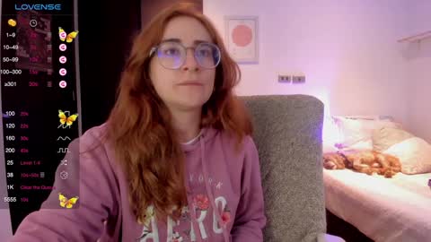 Snapshot of linda_giggle chatting on 02.03.25 Giggles online show from 02.03.25