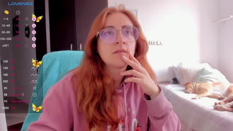 Snapshot of linda_giggle chatting on 02.03.25 Giggles online show from 02.03.25