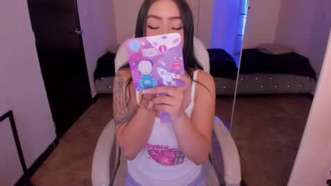 Lindaa maria  online show from 10.09.25