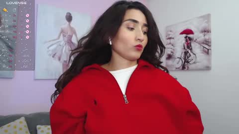 Maria Paula online show from 02.18.25