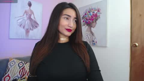 Maria Paula online show from 02.25.25
