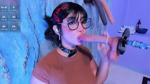 linda_sofi__ online show from 02.04.26