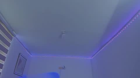   online show from 03.10.25