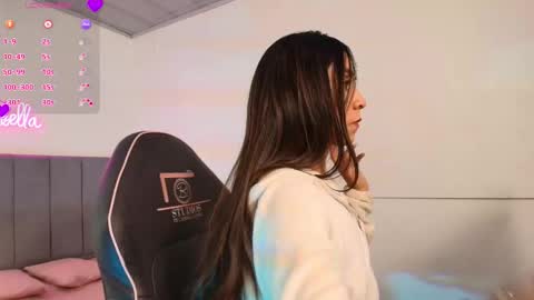 Snapshot of lindsay_tay chatting on 02.18.26 Linda online show from 02.18.26