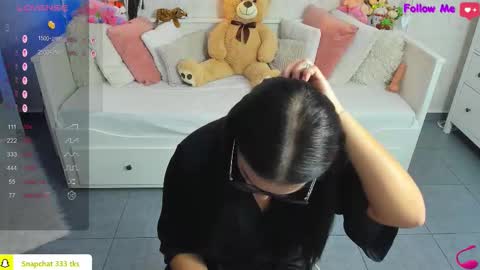 Alexandra online show from 10.20.25