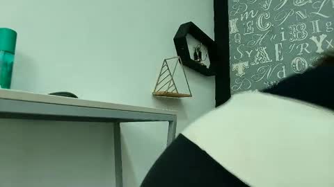  Lindsey  online show from 09.21.25